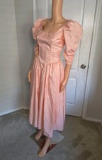 Vintage 80's Bowtie Puff Glam Feminine Romantic Valentines Size 7/8 Dress -DP26