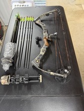 Mathews Switchback Right Handed Camo Compound Bow 60#/29in New Strings