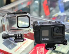 GoPro HERO8 Black + Media Mod + hero 8 waterproof case + 256gb SD card + Charger