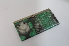 Womens Clutch Billfold Wallet Snap Shut