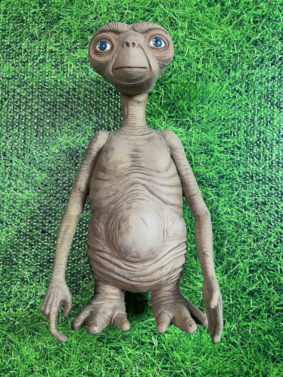 E.T. Extra Terrestrial 12” Foam Figure Toy Neca Universal Studios