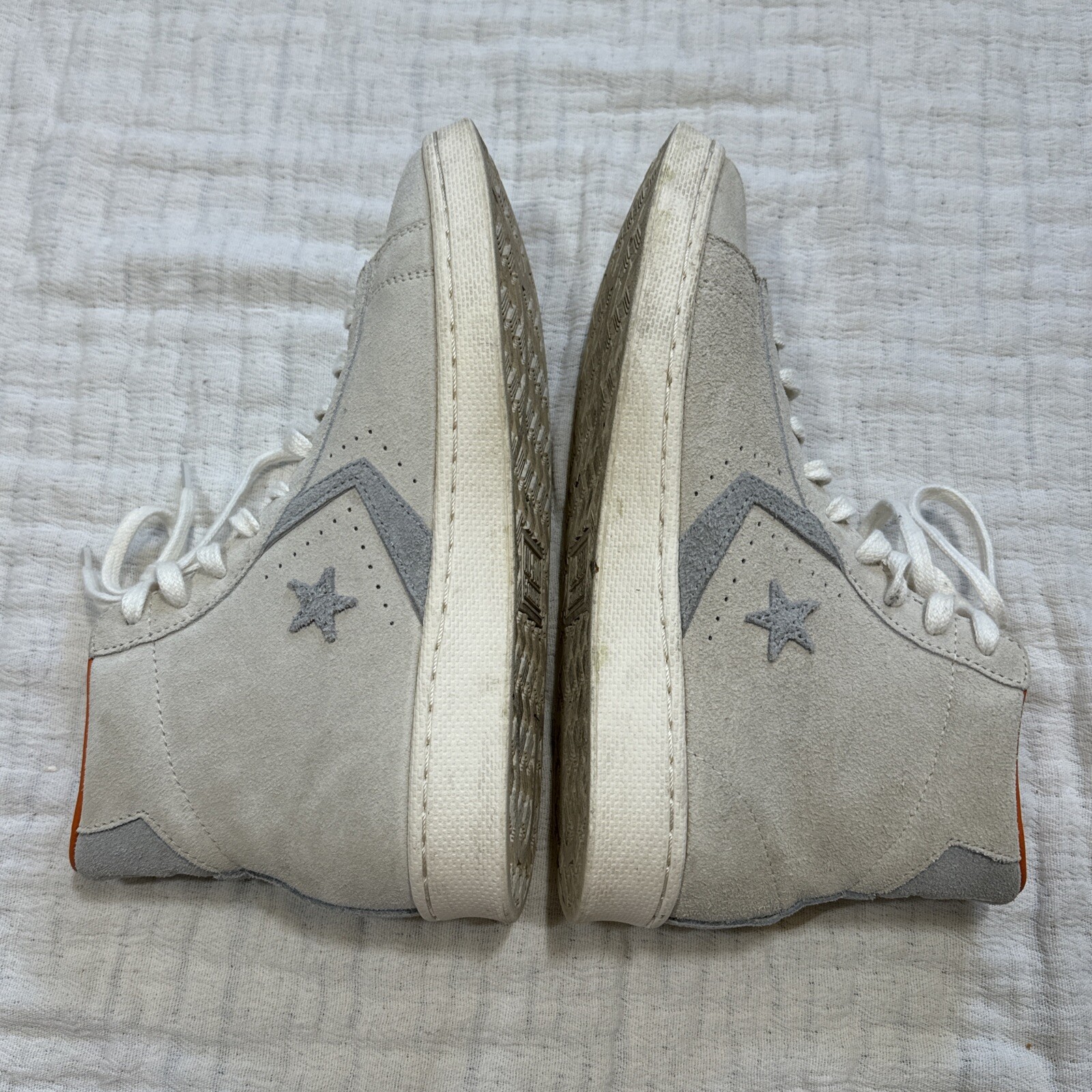 Converse x Bugs Bunny Pro Leather High Shoe Womens 9, Mens