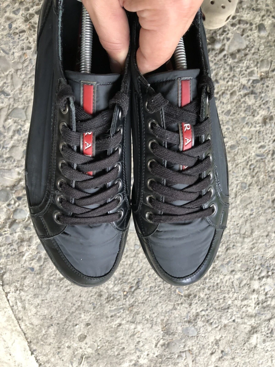 Prada mens top shoes black