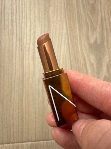Rossetto NARS Lahaina 0,12 oz formato da viaggio marrone bronzo - Foto 2 di 3