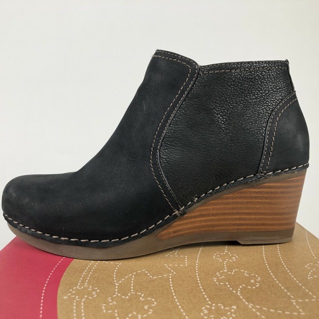 dansko susan nubuck leather wedge bootie