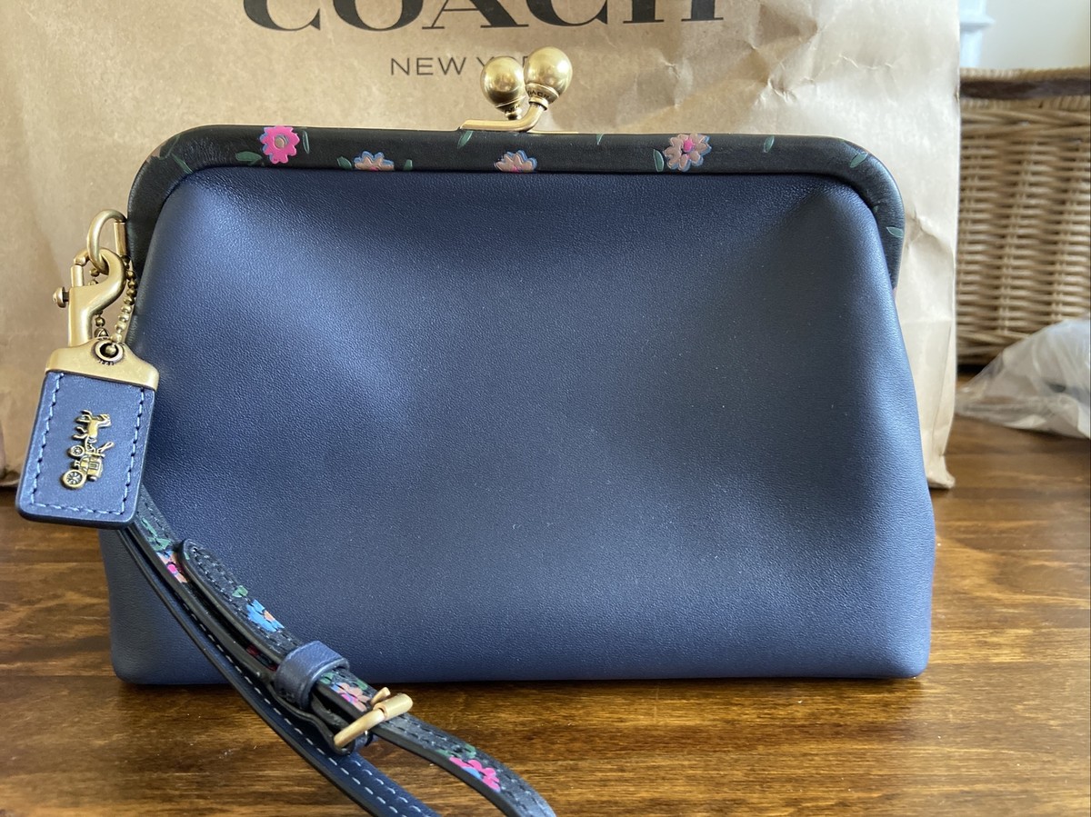 COACH Kisslock Clutch Navy Blocked Floral Glovetanned Bag COACH Kisslock Clutch Navy Blocked Floral Glovetanned Bag