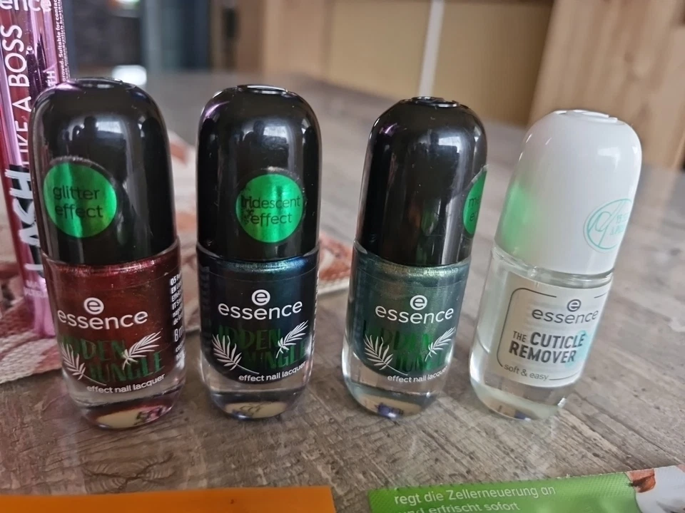 Beautypaket /Kosmetikpaket Catrice/Essence 18 Stücke - Bild 3 von 4