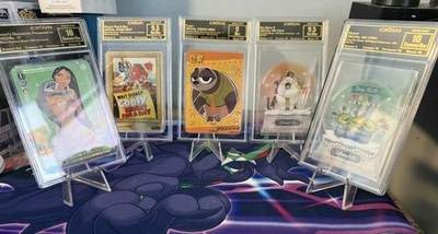 Disney 100 & Card.Fun Crown Grades 9 and 10 Lot of 5 Aliens, Pocahontas, Flash