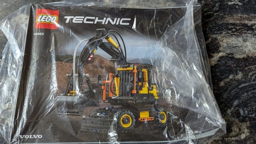 LEGO TECHNIC: Volvo EW160E (42053) - con istruzioni - Foto 2 di 10