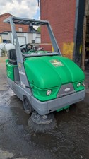 TENNANT S20 SWEEPER & SCRUBBER RIDE ON LPG PROPANE 470 hours