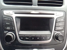 Audio Equipment Radio AM-FM-stereo-CD-MP3 US Market Fits 14 ACCENT 14434194