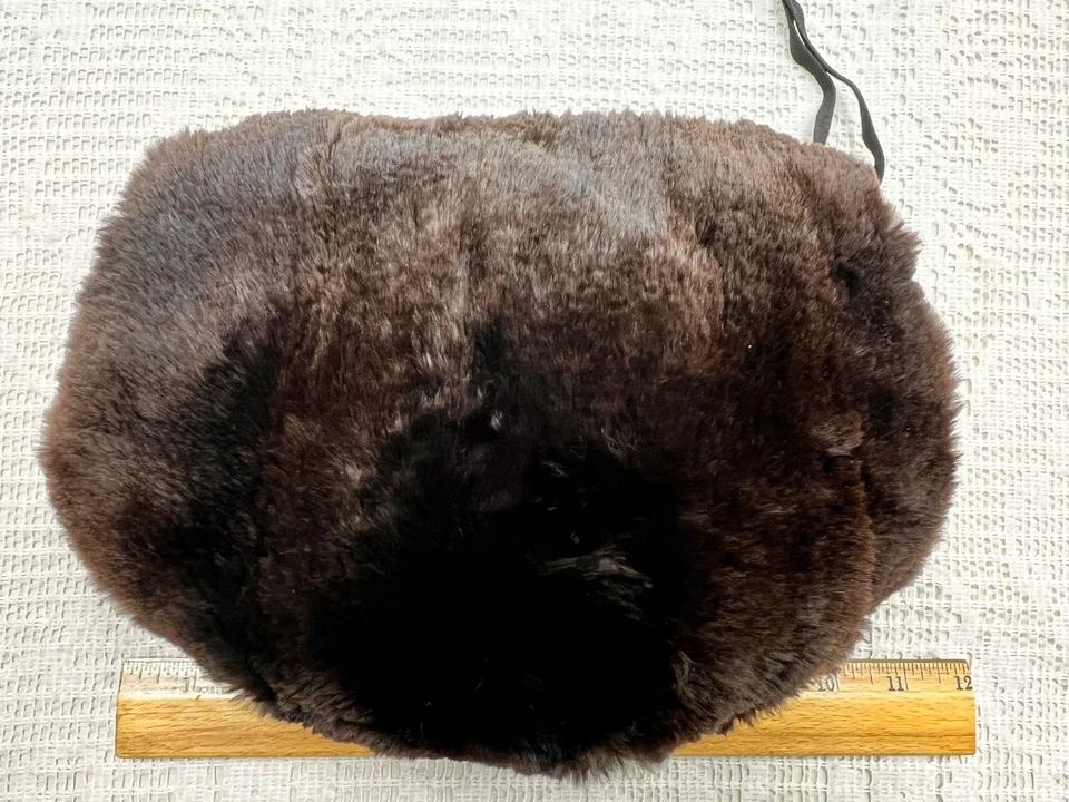 Vtg Fur Muff Hand Warmer Purse Bag Clutch w/strap handle Talon Zipper&Pull Mink? - Image 2 of 4