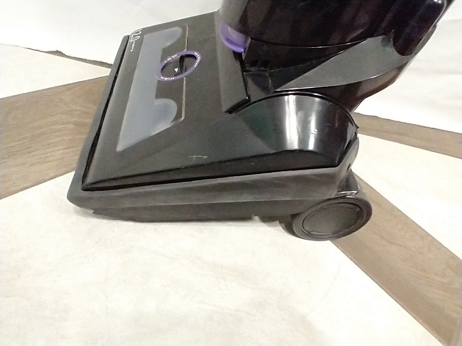 Fantom Thunder 12AMPS upright Vacuum cleaner discontinued bagless