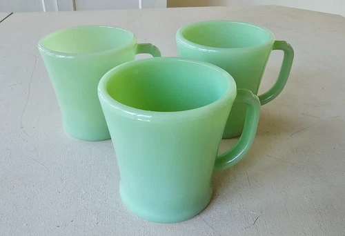 VINTAGE Fire King Jadite MILK GLASS 1950'sMugs -SET OF 3