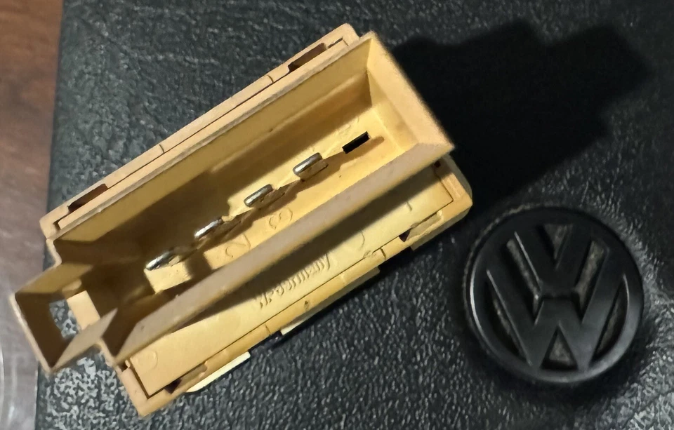 Luz/lámpara de advertencia de freno NO ABS, OE VW Volkswagen Corrado G60 89-92 535919235 Foto 4 de 4