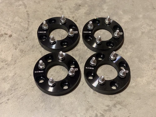 4pcs USED 25mm Wheel Spacers | Fits 4x4.5 Bolt Pattern | Fits Acura Honda 4x114.