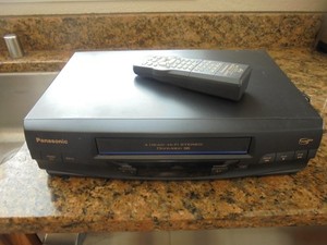 Panasonic PV-V4520 4-Head Hi-Fi VCR - Black