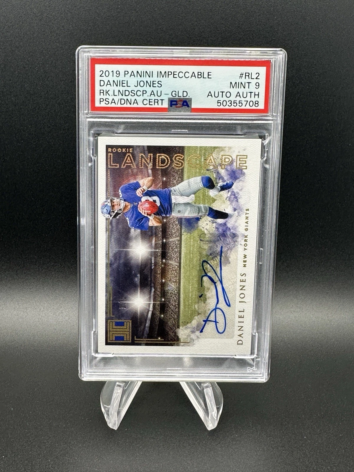 Daniel Jones Panini Impeccable Rookie Landscape Autographs #RL2 Gold