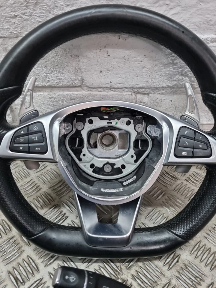 Mercedes C250 W205 Berlina 2014-2018 Set Di Volante - Immagine 3 di 4