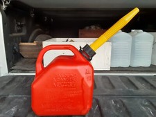 Scepter essence 1 gal 4 oz gas can