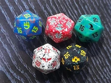 MTG , Tarkir: Dragonstorm, Spindown D20 dice each one (5 dice in total)