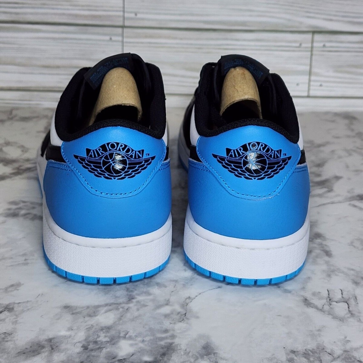Nike Air Jordan 1 Retro Low OG UNC Women's 12 Men's 10.5 CZ0775