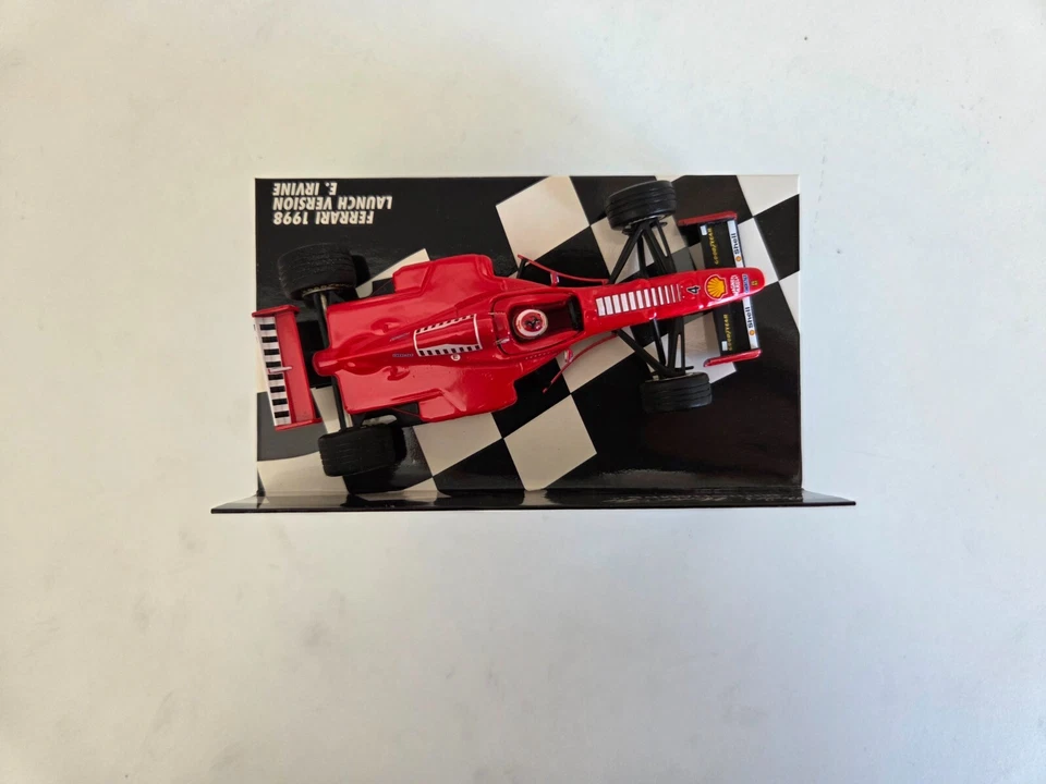 Minichamps 1/43 Ferrari F310B E. Irvine - versione lancio 1998 - 430980094 - Immagine 3 di 4