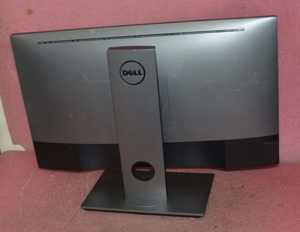 Dell U2717D IPS 27" UltraSharp InfinityEdge Slim LED LCD Monitor__PLEASE READ!!! - Image 2 of 4