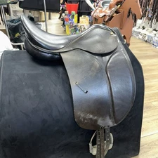 Collegiate 17.5" Dressage Saddle