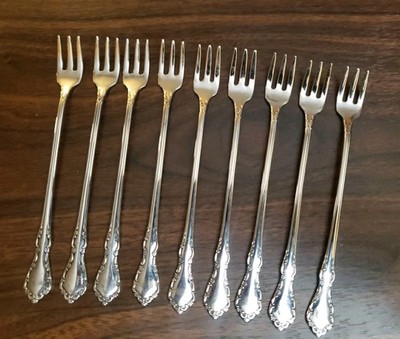 Oneida Mansion Hall 9 Cocktail Forks Distinction Deluxe Stainless Flatware HH