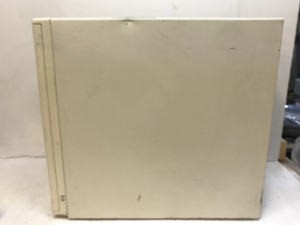 Computadora Retro American Megatrends con Cyrix M II-300 (233Mhz) SIN HD **LEER** Foto 4 de 4