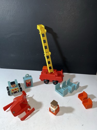 Vintage 1973 Playskool Rescue Center #470 Polizeiauto Arzt Feuerwache mit Box - Bild 6 von 7