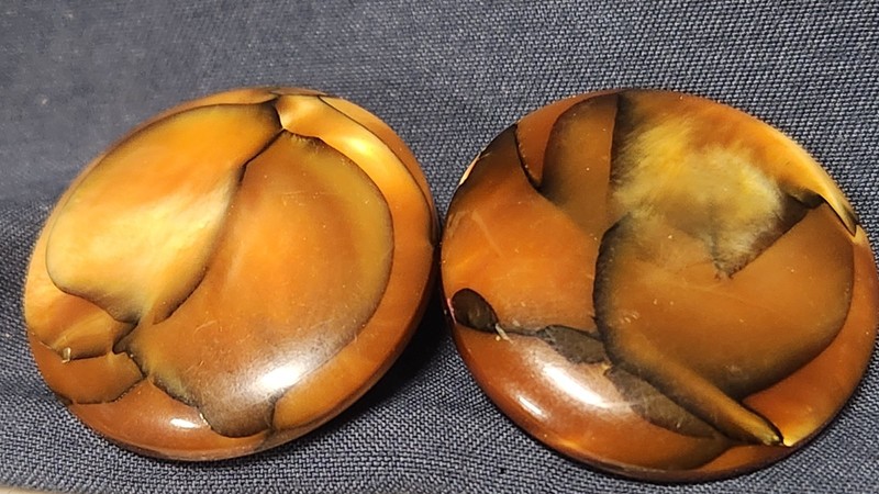 AMAZING Pair of Vintage Bakelite Buttons Butterscotch w Steel Shank