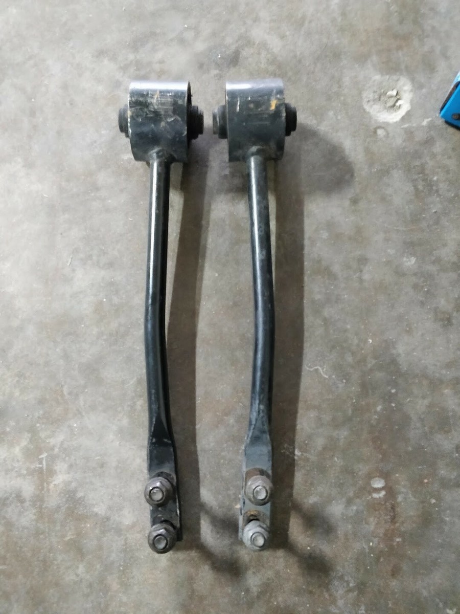 ロッド r32 JDM 89-92 Nissan Skyline R32 GTs OEM Front Lower Tensions
