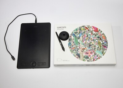 Wacom Intuos Pro Graphic Drawing Tablet - Medium