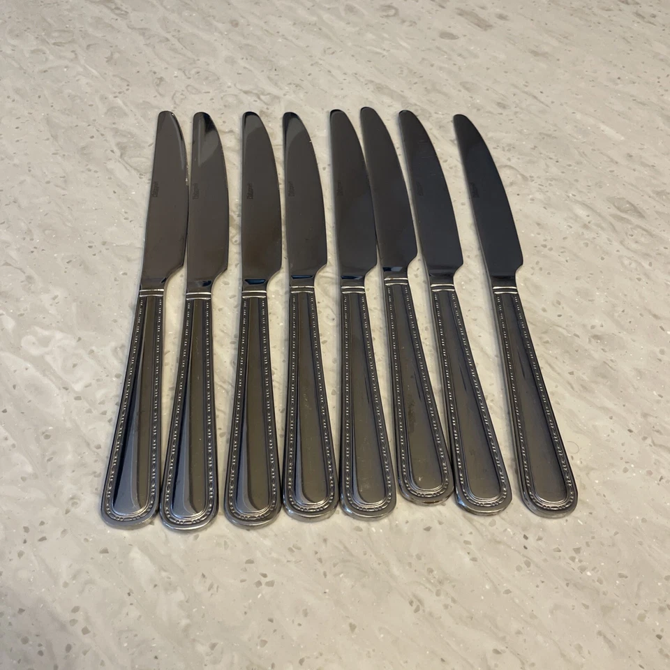 Pfallzgraff satin symmetry flatware 40 pieces 18/0 - Image 2 of 4