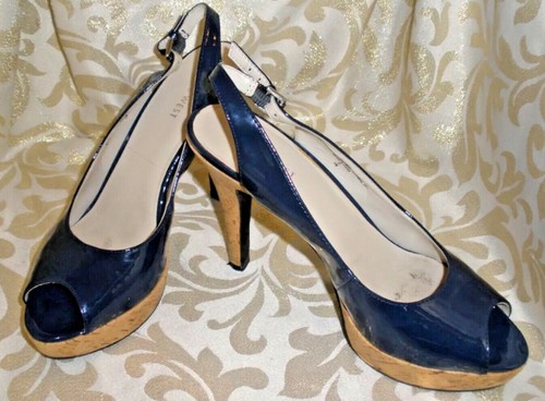 NINE WEST NAVY BLUE FAUX LEATHER CORK 