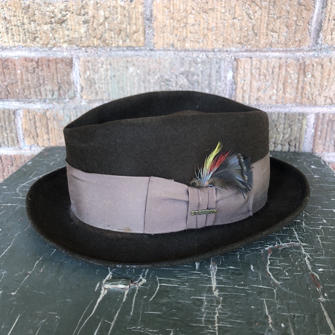 Vintage STETSON Gun Club Royal Deluxe Fedora Hat Brown Felt Vintage STETSON Gun Club Royal Deluxe Fedora Hat Brown Felt