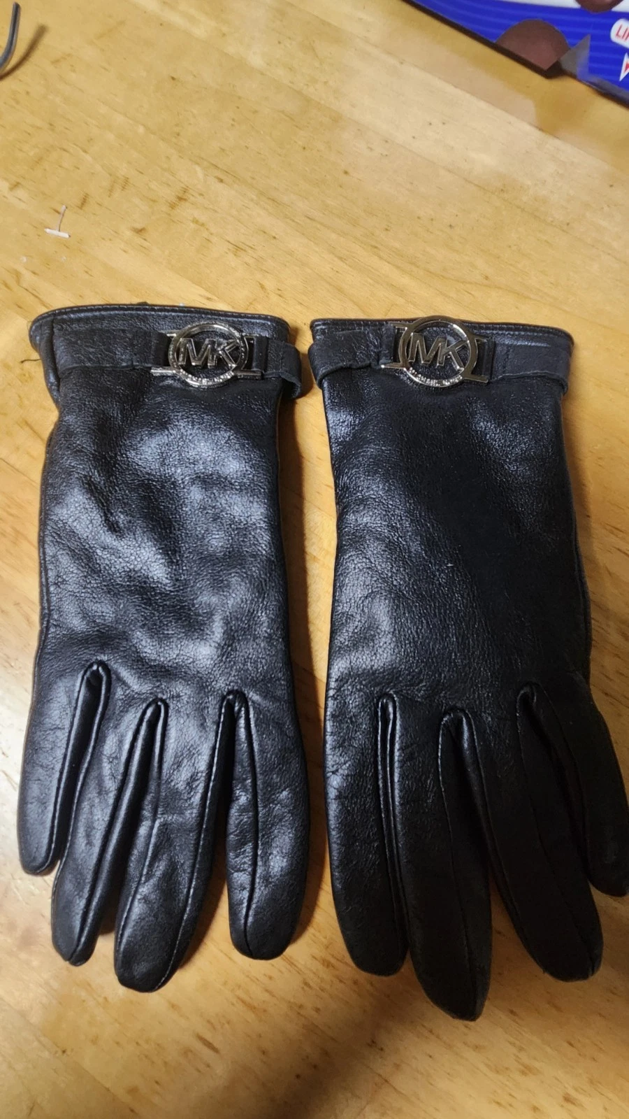 Michael Kors Black & Black Women's Leather Logo Ornament Tech Gloves Medium