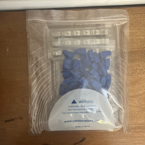 Paquete de 50 enchufes modulares blindados Cat6A RJ45 Cable Matters con botas de alivio de tensión - Imagen 3 de 6