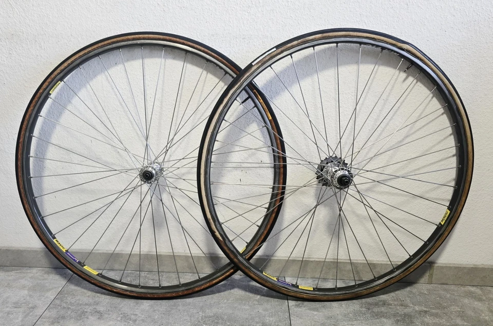 Vintage Mavic Felgen Inkl. Shimano 600 Nabe und Shimano 7-Fach Kassette - Bild 2 von 4