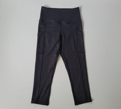 Love Her Shop Cropped Leggings Small Black Leopard Print Active Athleisure Yoga