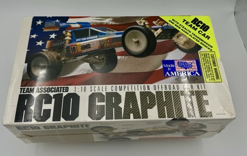 TEAM ASSOCIATED #6036 RC10 TEAM CAR GRAPHITE BUGGY NEW IN BOX - Picture 8 of 8