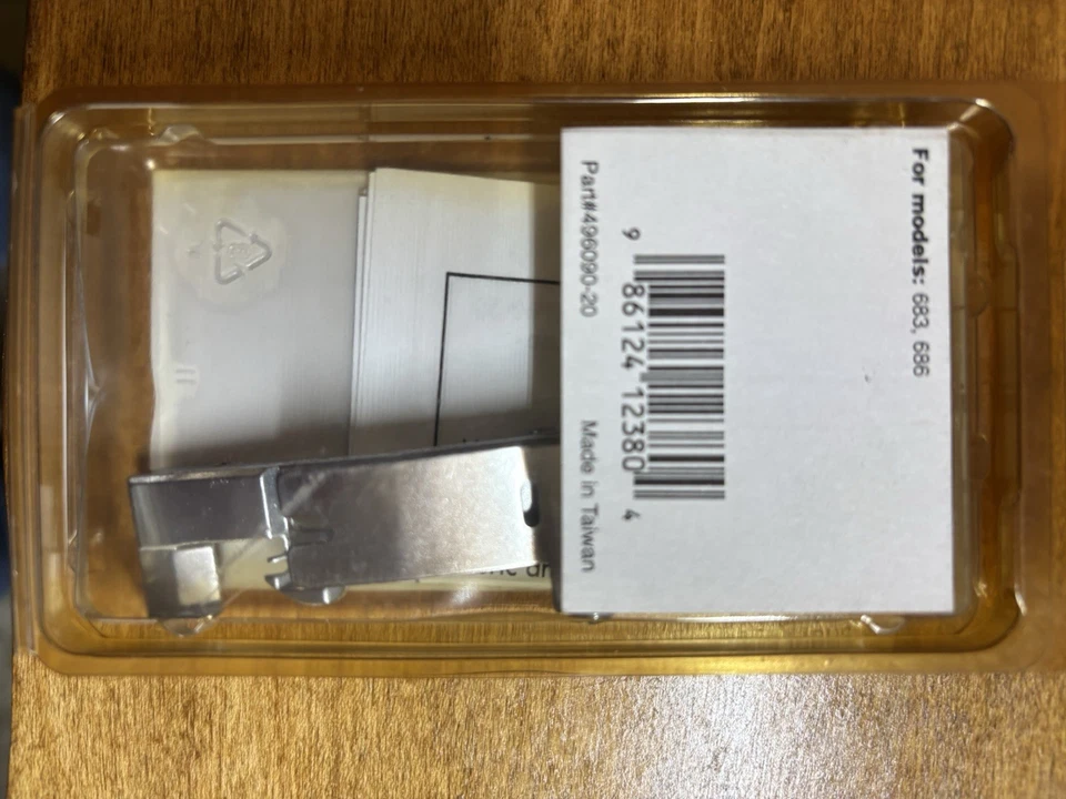 Pie de recolección y corte Elna Serger - Parte #496090-20 para modelos 683 y 686 Foto 2 de 2