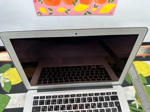 π Apple A1369 MacBook Mac Book Laptop Air 13" EMC 2469 For parts or repair π - Picture 6 of 7
