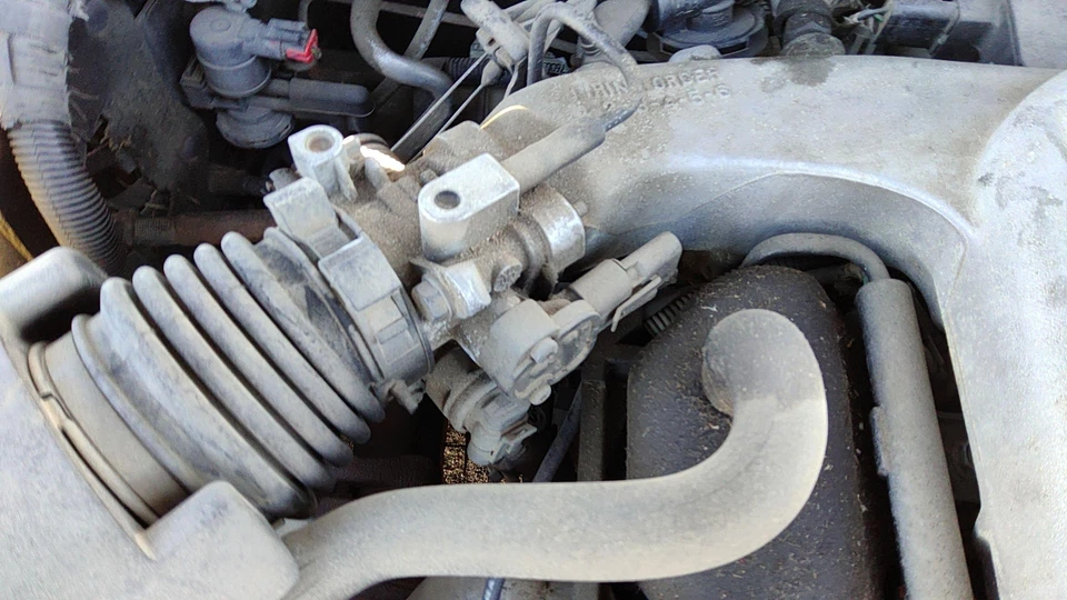 Оригинальный клапан корпуса дроссельной заслонки 93 94 Dodge Intrepid с датчиками 3,3 л 4886401 - Изображение 3 из 4