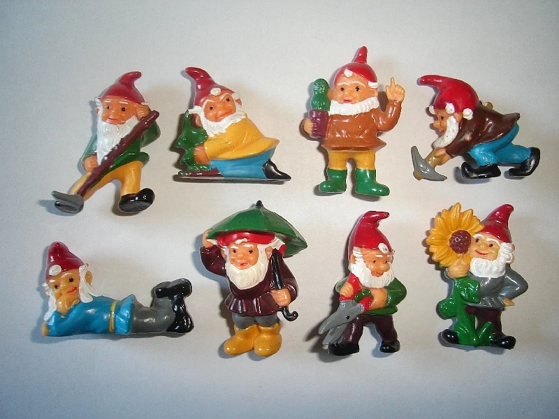 Flowerpot Garden Gnomes 2