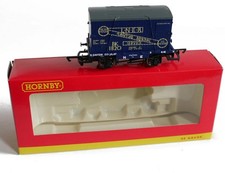HORNBY   RAILWAYS (CHINA)  (R6573) LNER CONFLAT & CONTAINER BK1820    (BOXED)