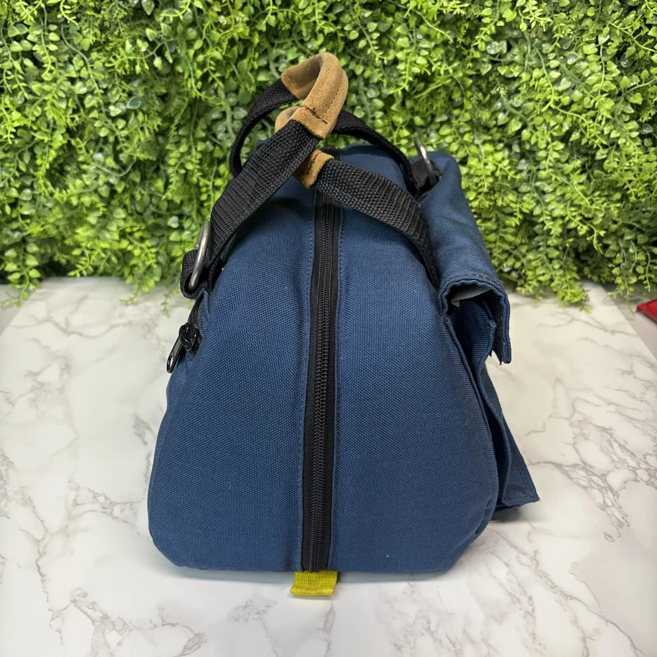 Estuche para cámara Porta Brace CS-DV1 Mini DV 12x7x4,5 pulgadas, azul con mango de gamuza bronceada Foto 3 de 4