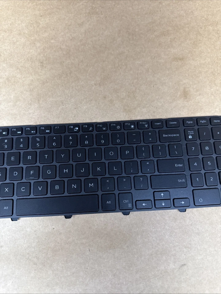 New Backlit Keyboard for Dell Inspiron 5555 5558 5748 5749 5758 Laptop G7P48 - Image 3 of 4